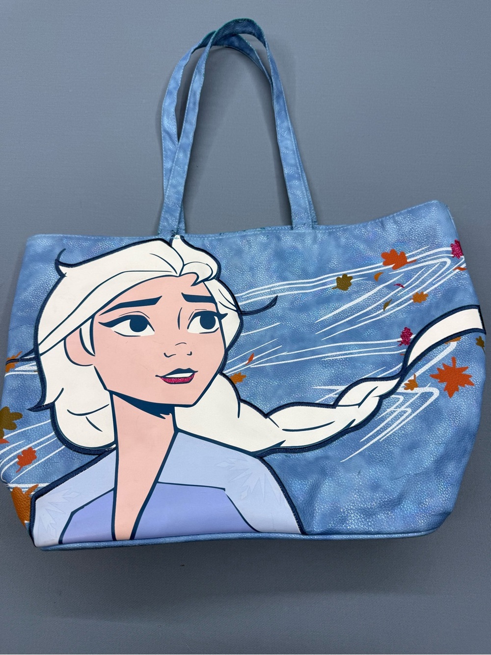 Danielle Nicole Blue and White Elsa Graphic Tote
